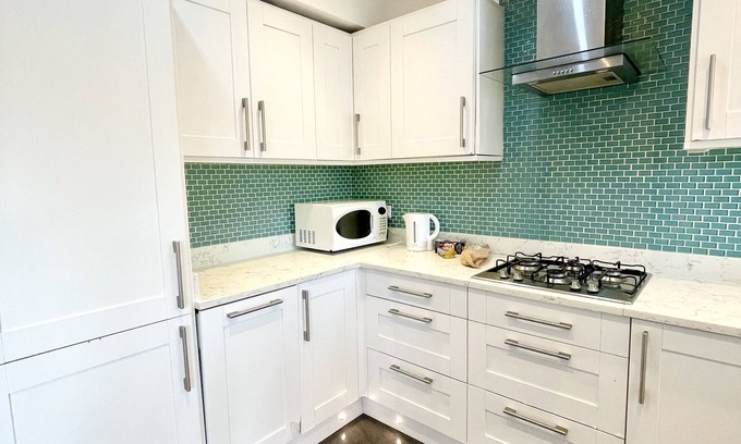 Sydenham House | London House With Excellent Transport