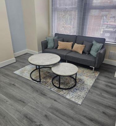Tottenham Apartment | London House with Garden