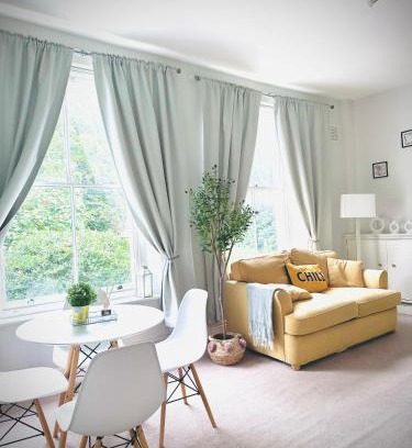 Vassall Apartment | London Oval Apartment