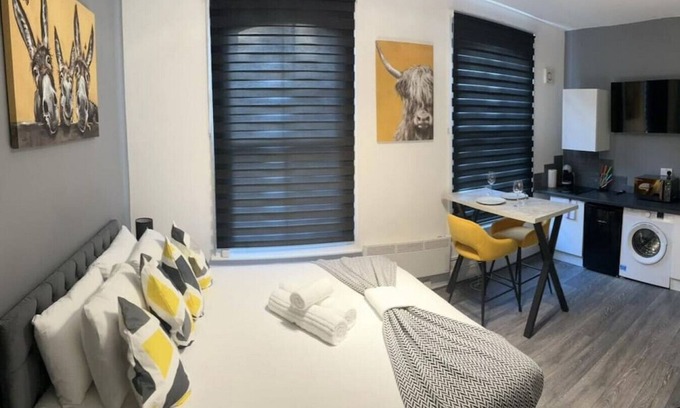 Hillrise Apartment | London studio, perfect stay, close to underground/train
