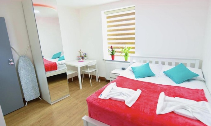 St. Dunstan's Apartment | London Suite