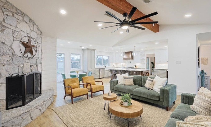 McKinney House | Lone Star Getaway - 5BD/3BA w Game Room & Backyard