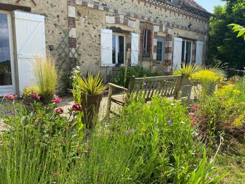 Fontaines House | Longère De Charme Bourgogne