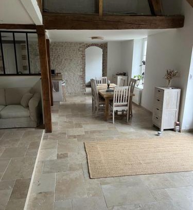 Saint-Ay Bed & Breakfast | Longère sur la route des Chateaux