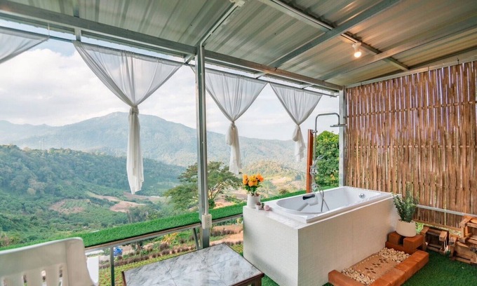 Pong Yaeng Resort | Long hug khao homestay