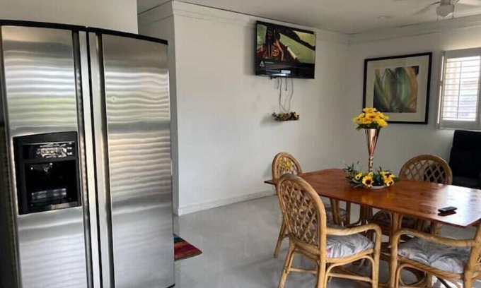 Long Island Apartment | Long Island Comfort unit#2