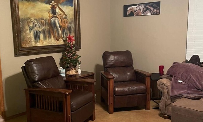 Stillwater House | Long or short term rentals welcome, dish satellite,hispeedinternet,sleeps 12
