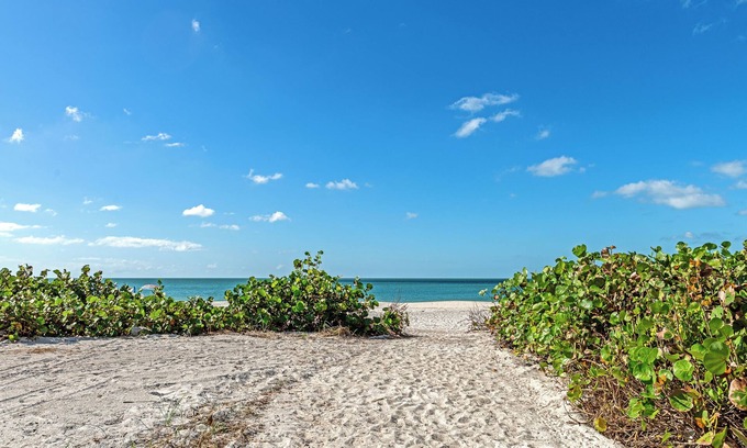 Longboat Key Condo | Longboat Key Beach Bliss