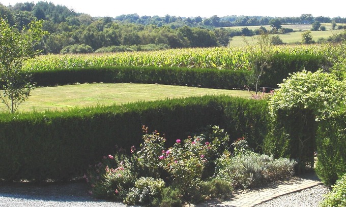 Ploerdut Cottage | longere 5 people with indoor heated swimming pool