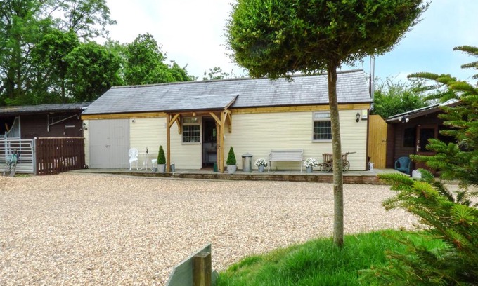 Wimborne Saint Giles House | Longhouse Lodge