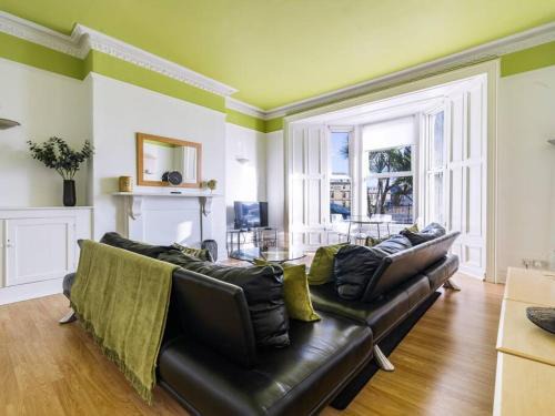 Tynemouth Apartment | Longsands Beach Apartment 1 Tynemouth Free Onsite Parking