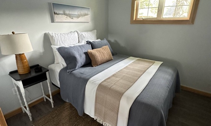 The Bluff Cottage | Lonsdale Cottage