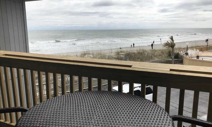 Myrtle Beach Apartment | Look at VRBO 817603 for calendar