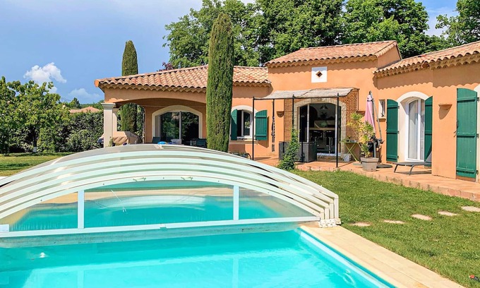 Montboucher-sur-Jabron House | Look forward to a relaxing break in this quietly located vacation home with pool.