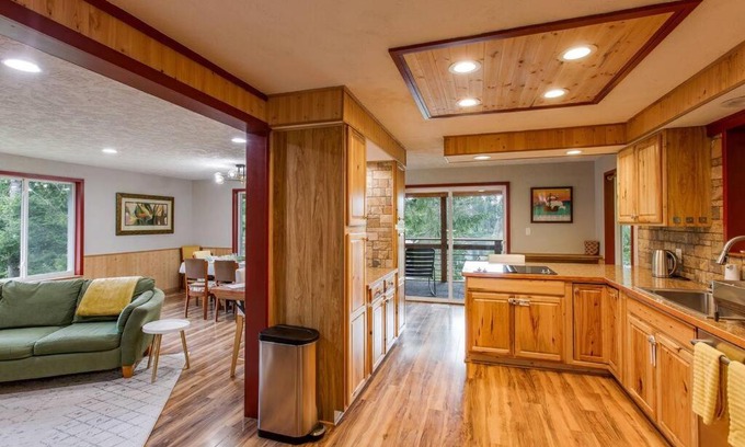 Belfair House | Lookout Cove