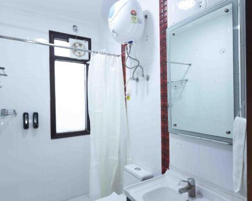 DLF City Hotel | LOOMSTAY SMART INN HOTEL