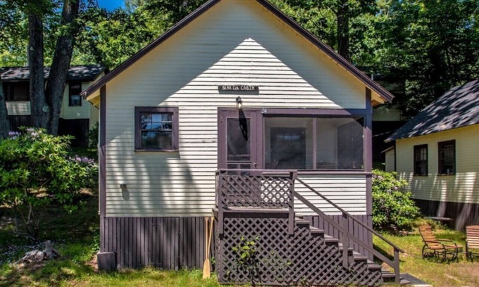 Holderness Cabin | Loon Lodge - Waterfront Cabin