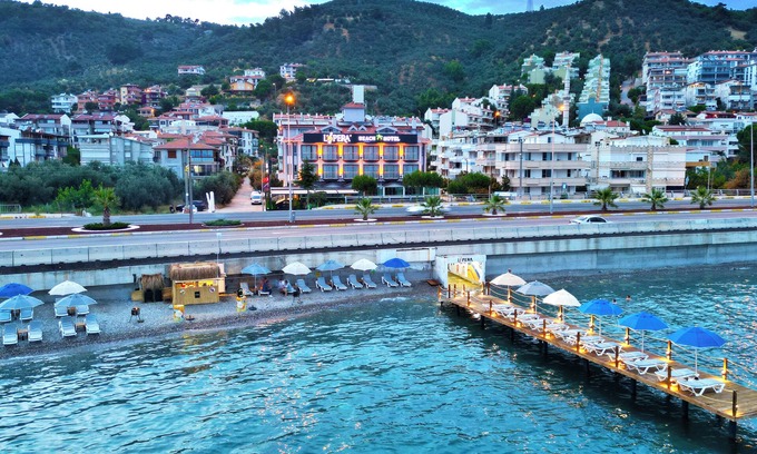Altinoluk Hotel | Lopera Beach Hotel