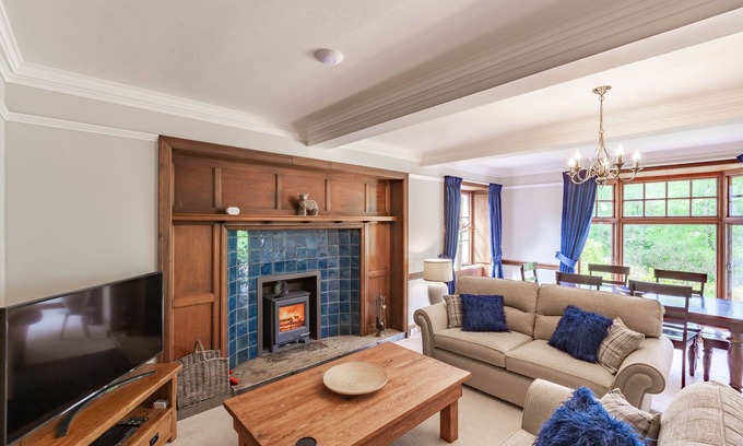 Taynuilt Cottage | Lorimer Apartment - an apartment that sleeps 2 guests in 1 bedroom