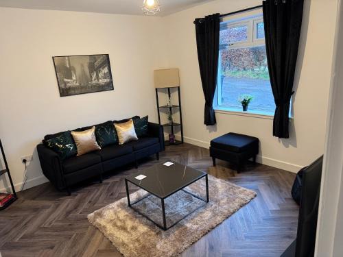 Inverurie House | Lorna Doune