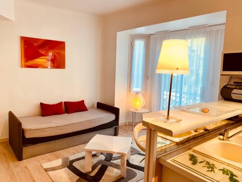 Cannes City Centre Apartment | Los Angeles