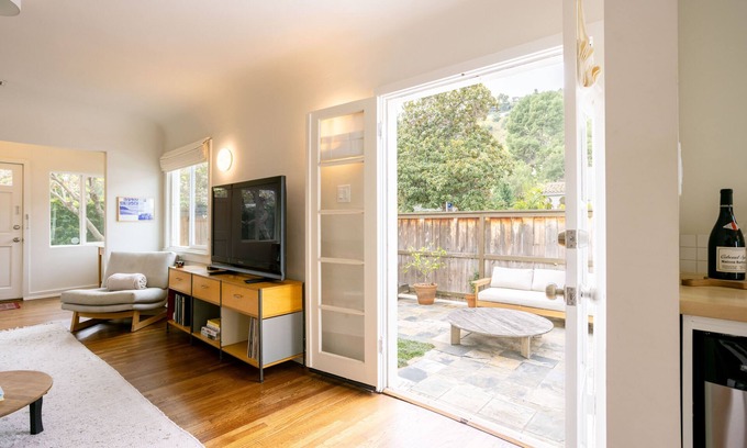 Eagle Rock House | Los Angeles Modern Charmer