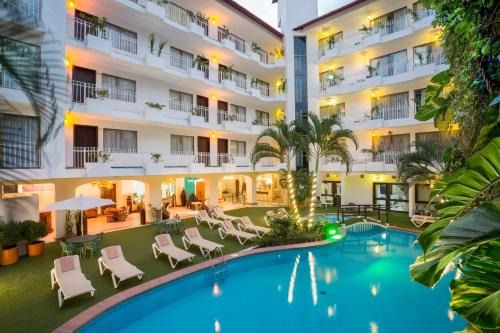 Romantic Zone Hotel | Los Arcos Suites