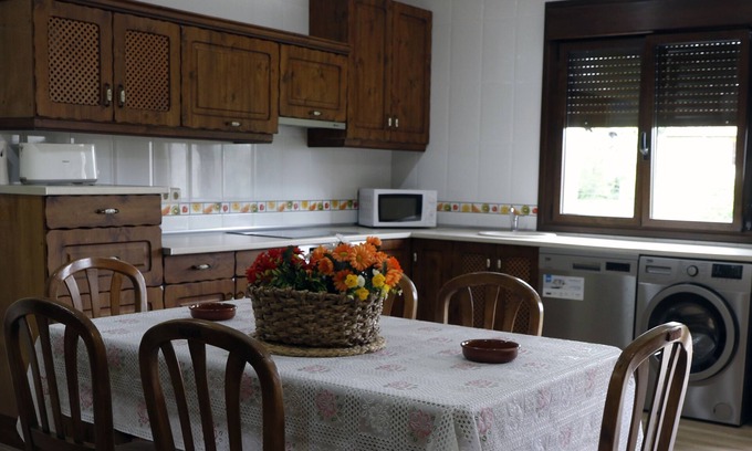 Ribadesella House | Los Fresnos House (5 people)