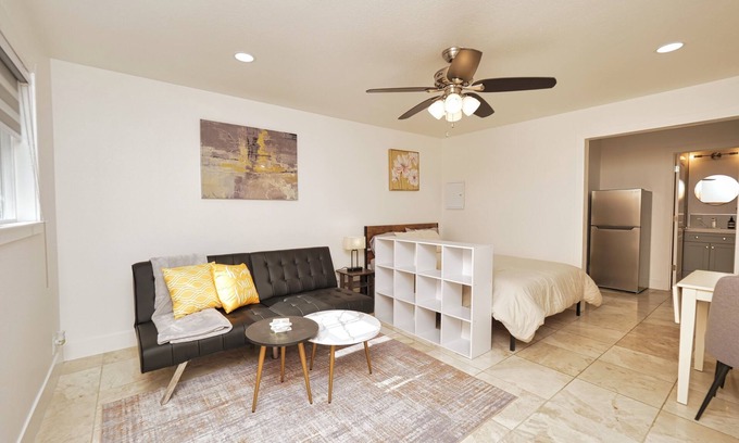 Cambrian House | Los Gatos Studio | PetFriendly | King Bed | W/D