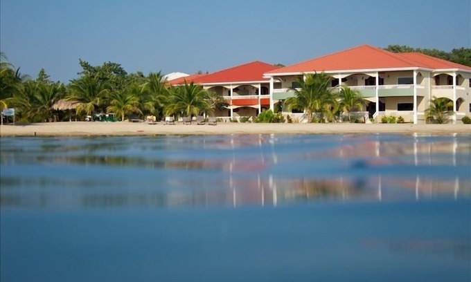 Placencia Condo | Los Porticos Villas (Villa 7C) - Beautiful Condo Near Placencia Village