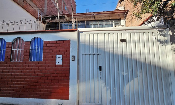 Primavera House | Los Profesionales - Casa Completa a Solo 10 Minutos del Centro