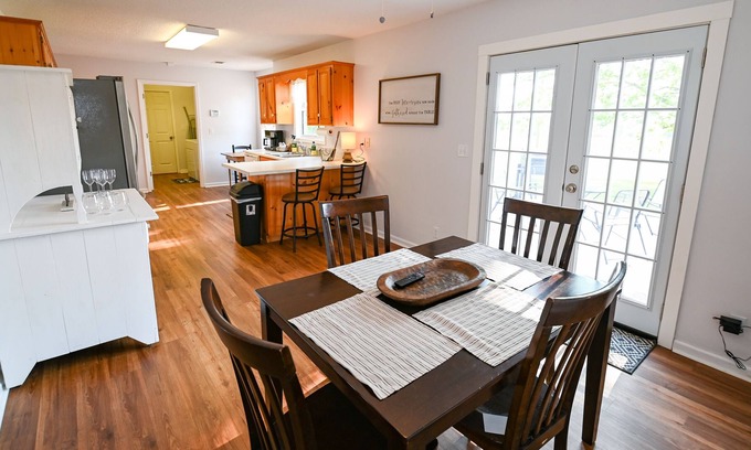 West Point Other | Lots To Do In This Cozy Oakhurst Farm Guest House