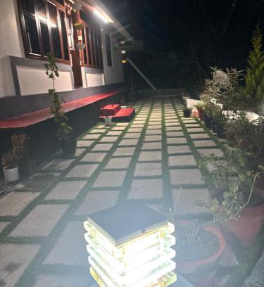 Rajakkad House | Lotus Castle - Entire House - Peaceful Retreat Amidst Cardamom Hills