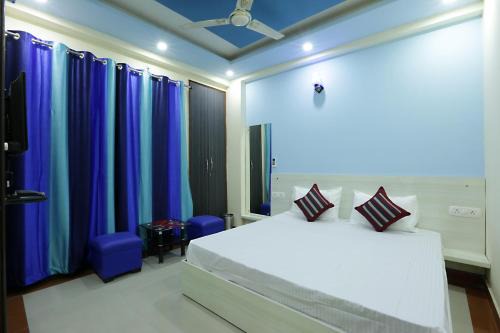 Vasant Kunj Hotel | Lotus Home