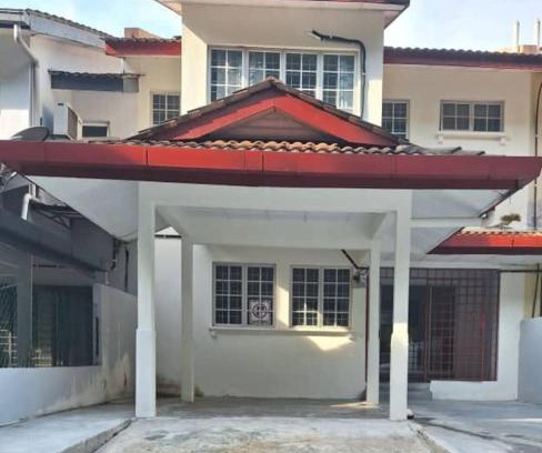 Seri Kembangan House | LOTUS HOMESTAY