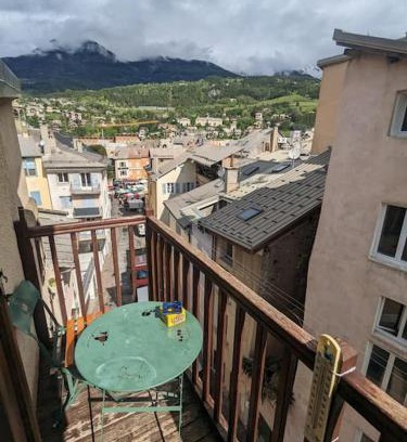 Embrun Apartment | Lou Cabana
