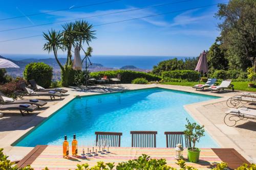 Gairaut Villa | LOU MAS SOUBRAN VI2083 by RIVIERA HOLIDAY HOMES