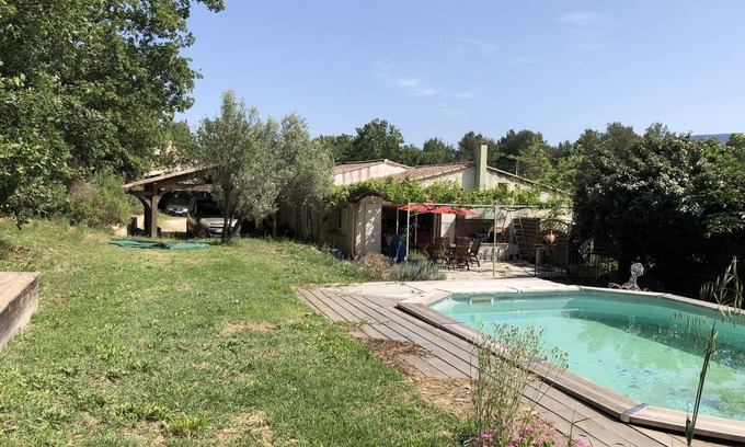Pourrieres House | Loue Belle Maison Avec Jardin et Piscine au Calme, Environs D'aix-en-provence