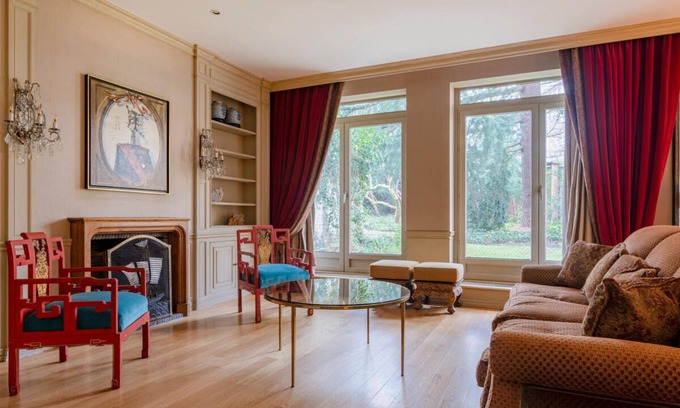 Ixelles Apartment | Louise Royal Residence