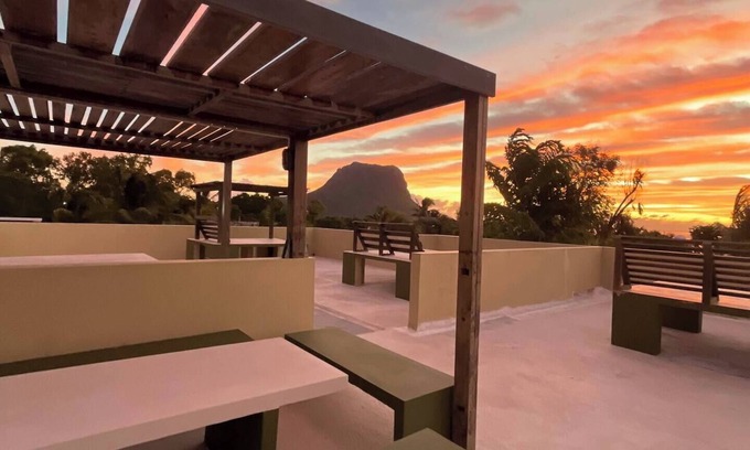 La Gaulette Apartment | LouKaz A - Le Morne views kite surf hike chill - by Loukaz Studios