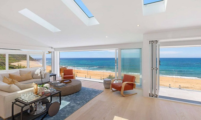 Forresters Beach House | Loulou Beach House Luxe – Beachfront Gem