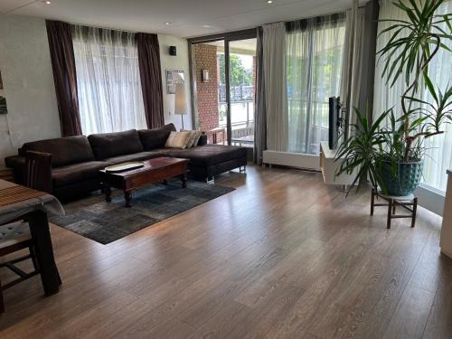 Oostelijke Eilanden en Kadijken Apartment | Lounge Park Apartment