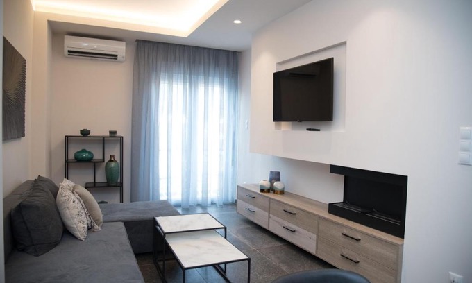 Loutraki Apartment | Loutraki Hidden Gem V