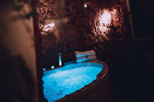 Hagen Apartment | Love Cottage 2 mit Whirlpool