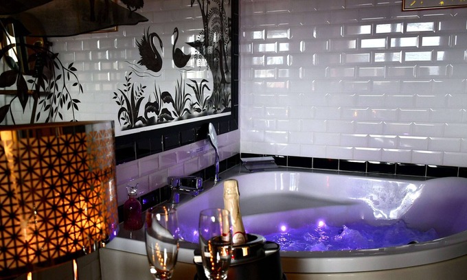 Clemenceau Apartment | 🌹Love Room🌹 Balneotherapy & terrace near the city center