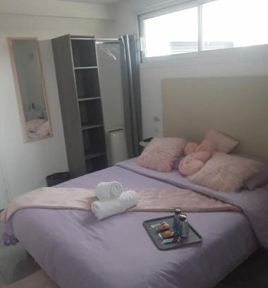 Tremblay-en-France Hotel | Love Room Douceur