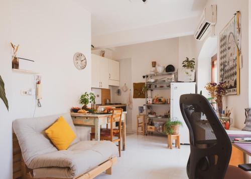 Historic Castle District Apartment | Love Tree Apartment