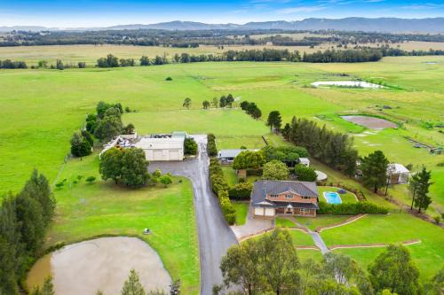 Lovedale House | Lovedale Escape 5br house