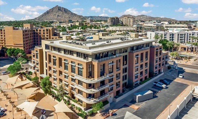 Civic Center Mall Condo | Lovely 1 Bedroom Condo with Office in the Heart of Old Town!