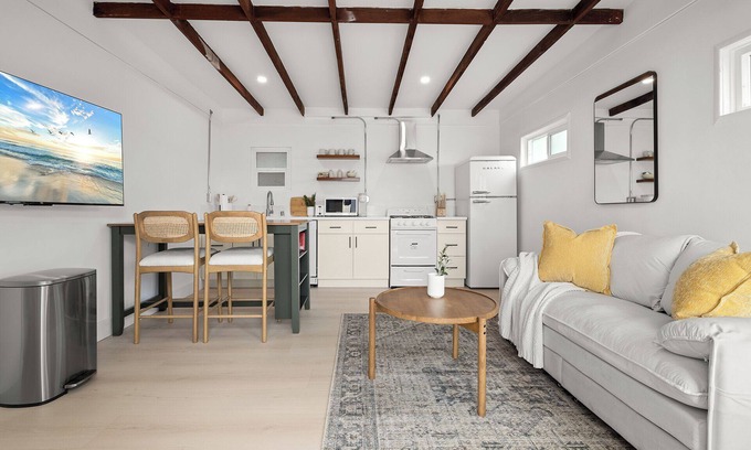 Los Angeles House | Lovely 1BR/1BA in Inglewood with Private Yard & W/D